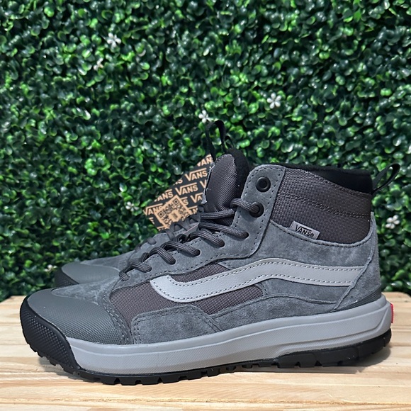 Vans Ultrarange Exo HI MTE-1 Shoes - Picture 2 of 7